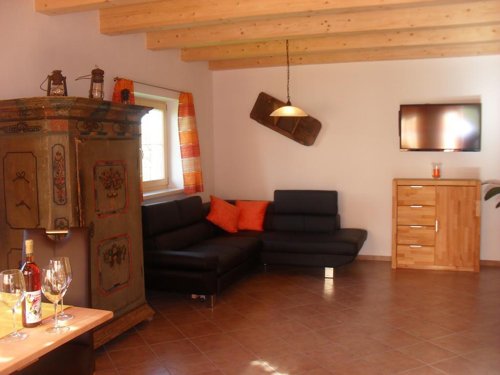Bio-Bergbauernhof Moeslhof Apartment Aigen im Ennstal Ruang foto