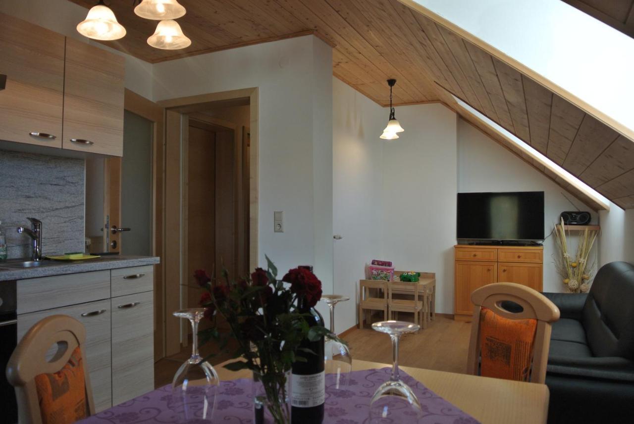 Bio-Bergbauernhof Moeslhof Apartment Aigen im Ennstal Bagian luar foto